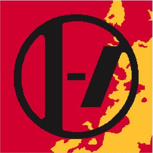 Peut inclure: Un design graphique avec un cercle noir, une ligne verticale, un tiret horizontal et une ligne diagonale, sur un fond rouge avec des accents jaunes. Le design est un logo stylisé.