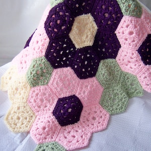 Crochet Throw, Crochet Baby Blanket, Crochet Flower Blanket, Newborn