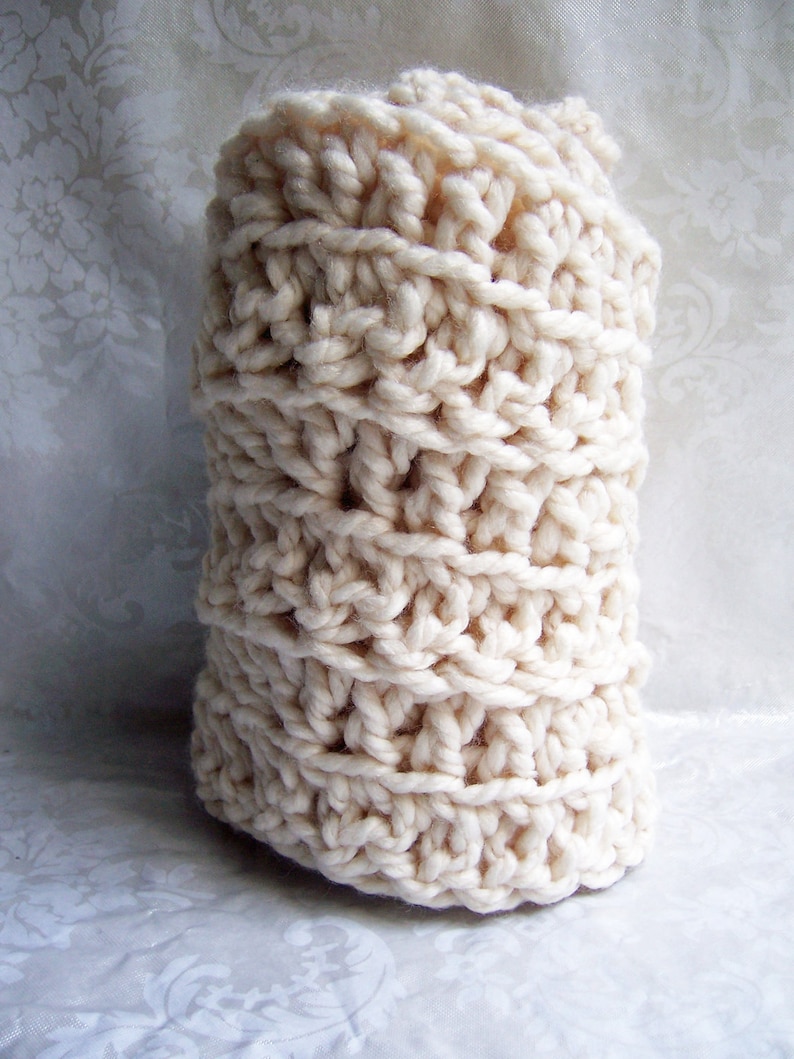 Crochet Circle Scarf, Crochet Cowl, Crochet Neck Warmer, Cream Cowl image 5