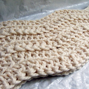 Crochet Circle Scarf, Crochet Cowl, Crochet Neck Warmer, Cream Cowl image 4