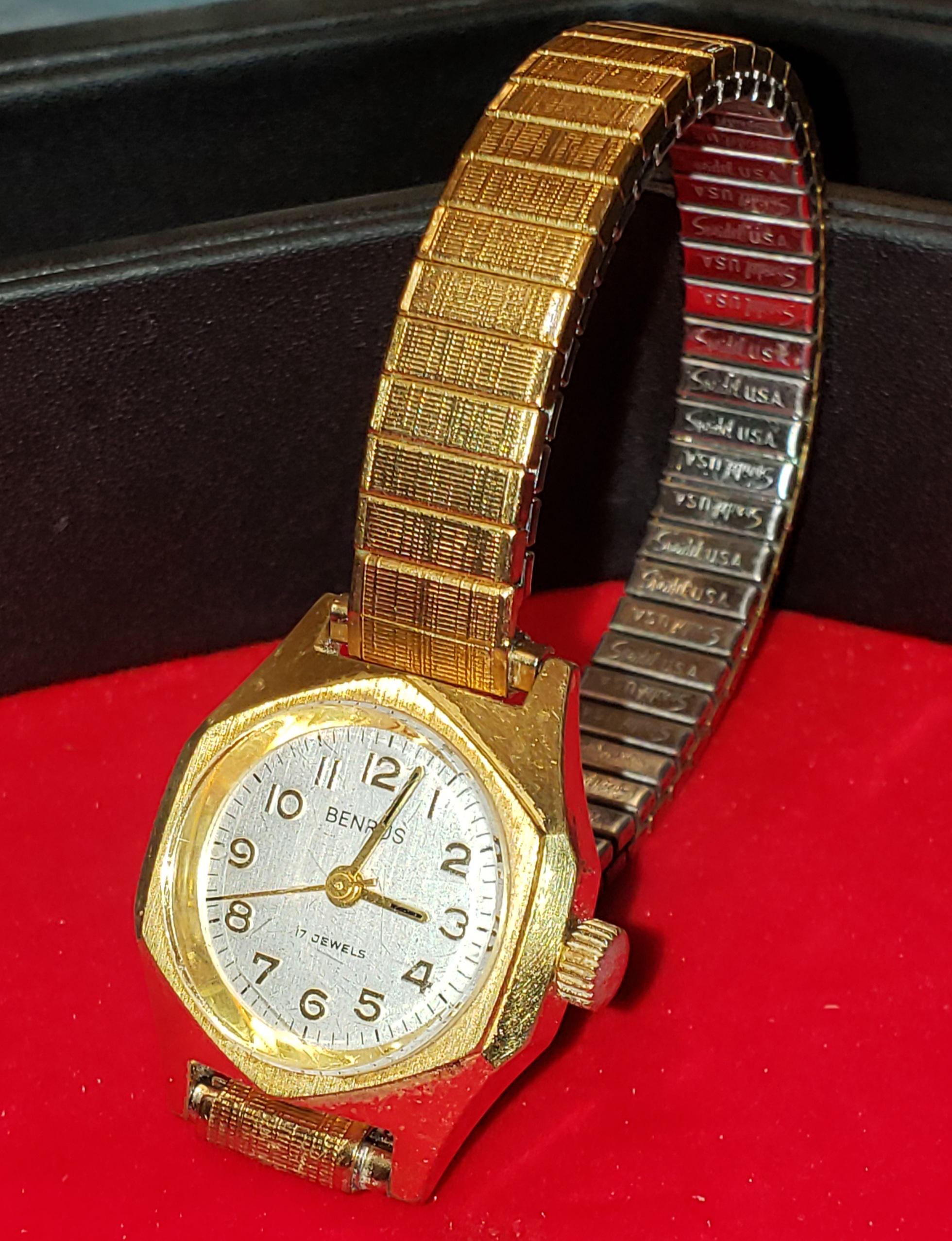 Vintage Jeweled Watches - Etsy display picture 2