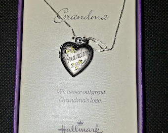 Vintage Hallmark "Grandma's Love" Sterling Silver Heart Locket Necklace - New in Box Classic
