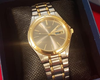 Vintage SEIKO Duo Tone Quartz 3 hand wristwatch Collectable Seiko Men's Watches
