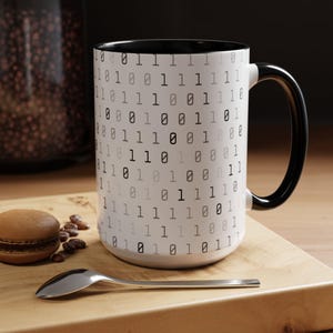 Tazza da caffè con codice binario, regalo per programmatore, tazza per coding, tazza per informatica, tazza da caffè per geek, regalo per sviluppatore di software, tazza per amante della tecnologia Black 15oz