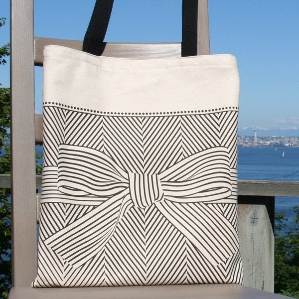 big bow canvas tote bag