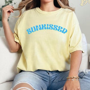 Sunkissed Comfort Colors Tshirt | Beach Lovers Tee | Summer Vibes | Gift for Her | Vacation Shirt | Boho shirt | Beach wear | Preppy summer