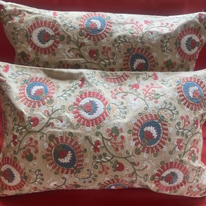 Pottery Barn Embroidered Pillow Covers (2)16x25" Linen Multicolor Floral Cottage