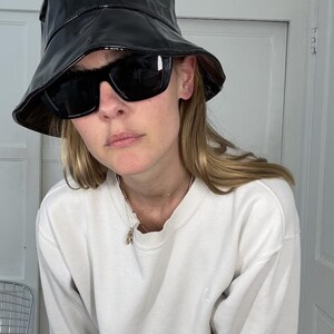 Vintage Bardini Patent Leather Bucket Hat in Black with Knot Trim Patent Bucket Hat – Scarlet Clothing main image 3