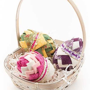 Quilted Easter No-Sew Decoration, Complete Pattern Booklet- Easter Eggs