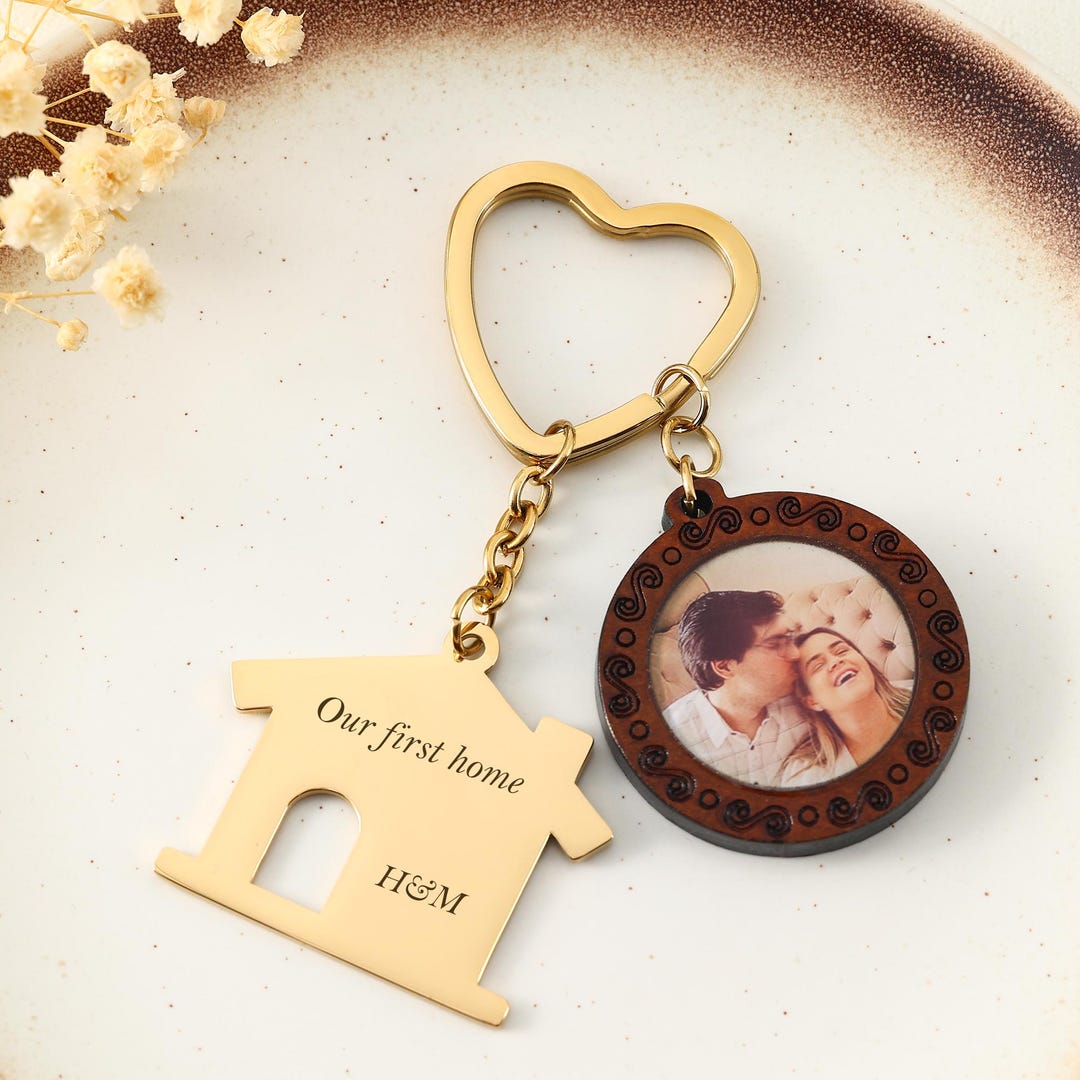 Personalized House Keychain With Photo, Custom Engraved New Home ...