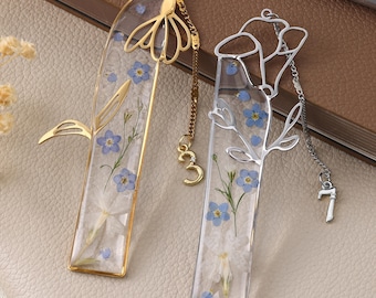 Birth Month Flower Bookmark, Personalized Resin Bookmark with Number Charm, Custom Floral Bookmark Gift for Her, Unique Birthday Gift