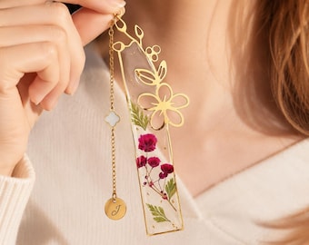 Personalized Birth Flower Bookmark, Custom Initial Dried Flower Resin Bookmark, Handmade Book Lover Gift, Teacher Gift