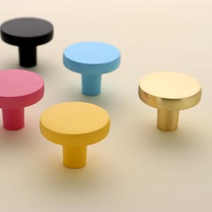 7-Color Round Drawer Pulls - Cute Cabinet Knobs in Vibrant Colors, Modern Hardware for Kids Rooms, Fun Home Decor Handles