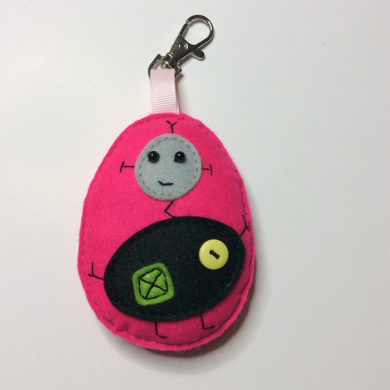 Bag Charm Key ring Felt kit DIY kit Embroidery kit Robot Key Ring Kit Keychain Geek Funky Stitching Cute