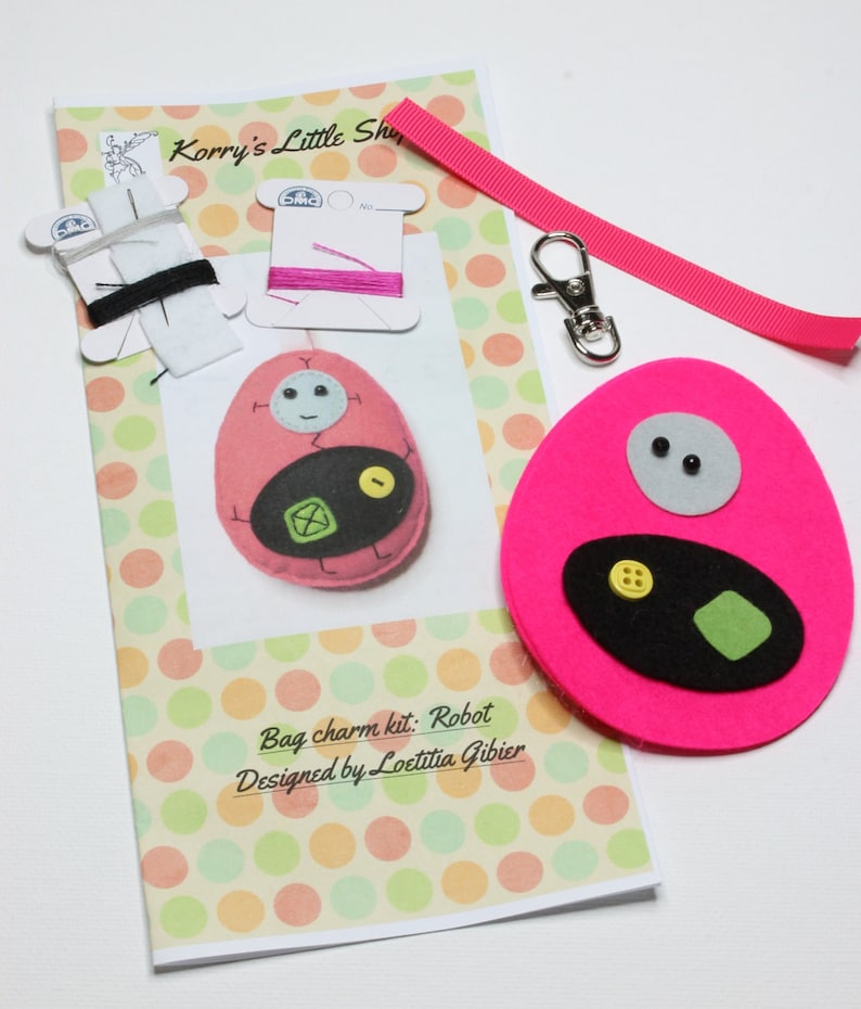Bag Charm Key ring Felt kit DIY kit Embroidery kit Robot Key Ring Kit Keychain Geek Funky Stitching Cute