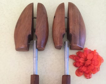 Vintage Men Shoe Trees Wood - 1 Pair