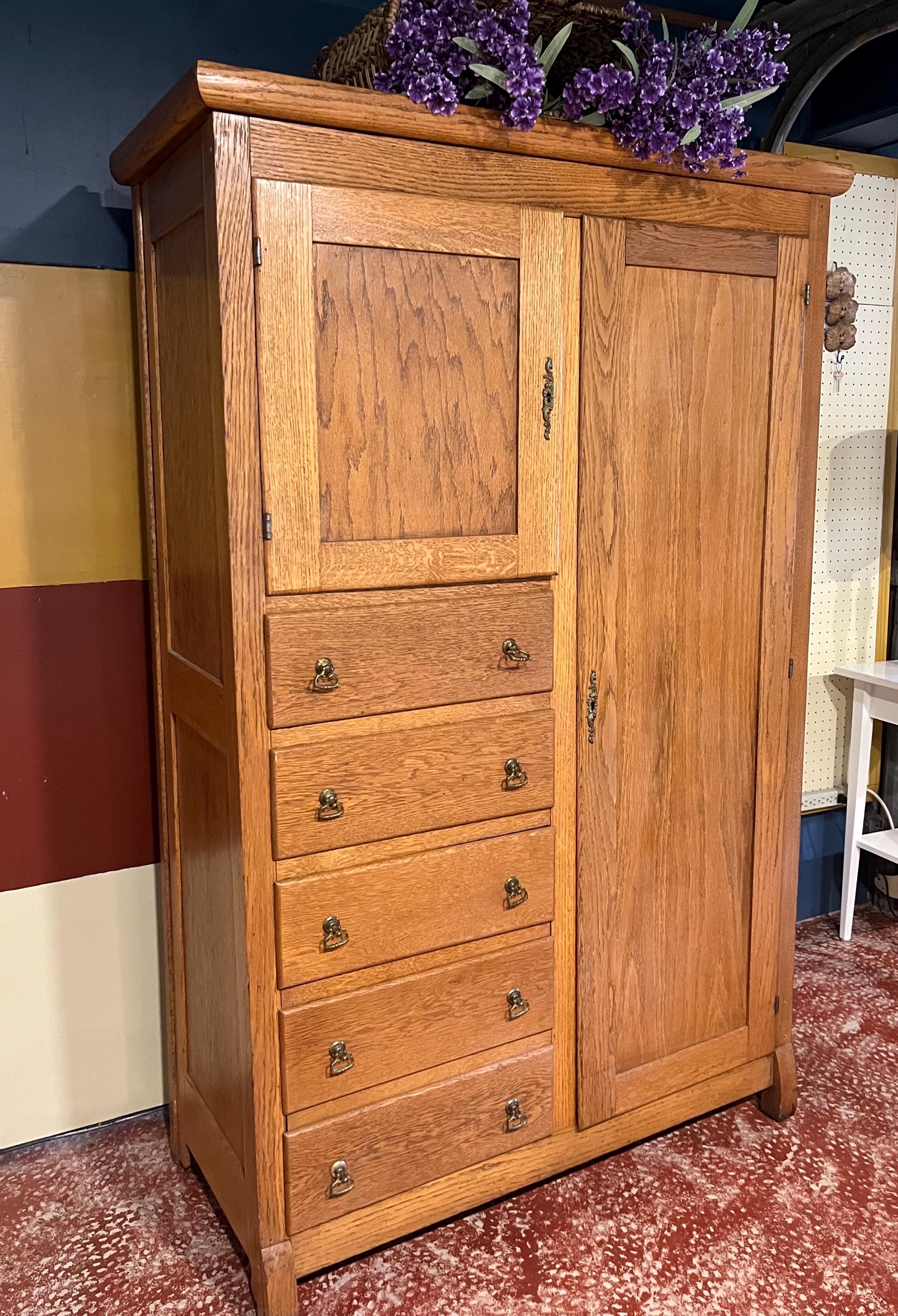 トップス nude vintage closet Vintage - Free Standing Closet - Cabinet- Chifferobe