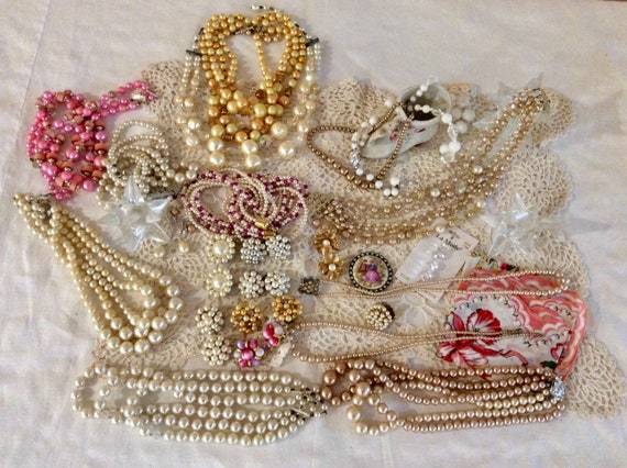 PEARLS - Vintage Jewelry Lot & Boudoir Collection