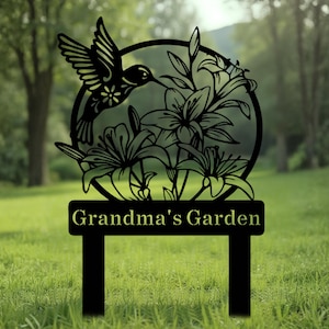 Custom Hummingbird Metal Garden Decor, Bird with Stakes Garden Sign,Flower Design Personalized Garden Sign,Custom Garden Name Sign,Home Gift