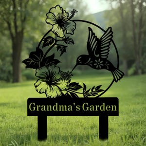 Custom Hummingbird Metal Garden Decor, Bird with Stakes Garden Sign,Flower Design Personalized Garden Sign,Custom Garden Name Sign,Home Gift