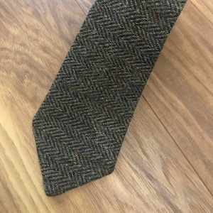 Hand crafted Harris Tweed necktie green tie plaid tartan wool herringbone olive gift dad husband for him