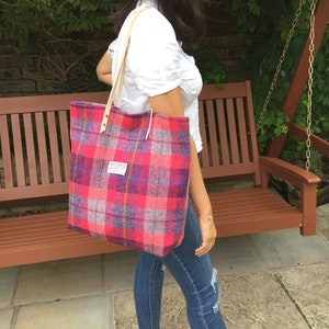 Harris tweed purse bag handbag blue wool woman girl gift tartan made in Scotland plaid Scottish