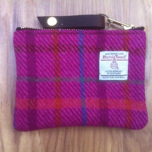 pink Harris tweed coin purse, gift for her, mom gift, dongle case, pouch, charger case, Scottish gift, tweed pouch, zipper pouch, woman gift