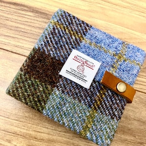 Harris tweed mans wallet made in Scotland gift Scottish wool vegetarian vegan wool plaid tartan UK British