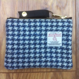 Blue Harris tweed coin purse, gift for her, mom gift, dongle case, pouch, charger case, Scottish gift, tweed pouch, zipper pouch, woman gift