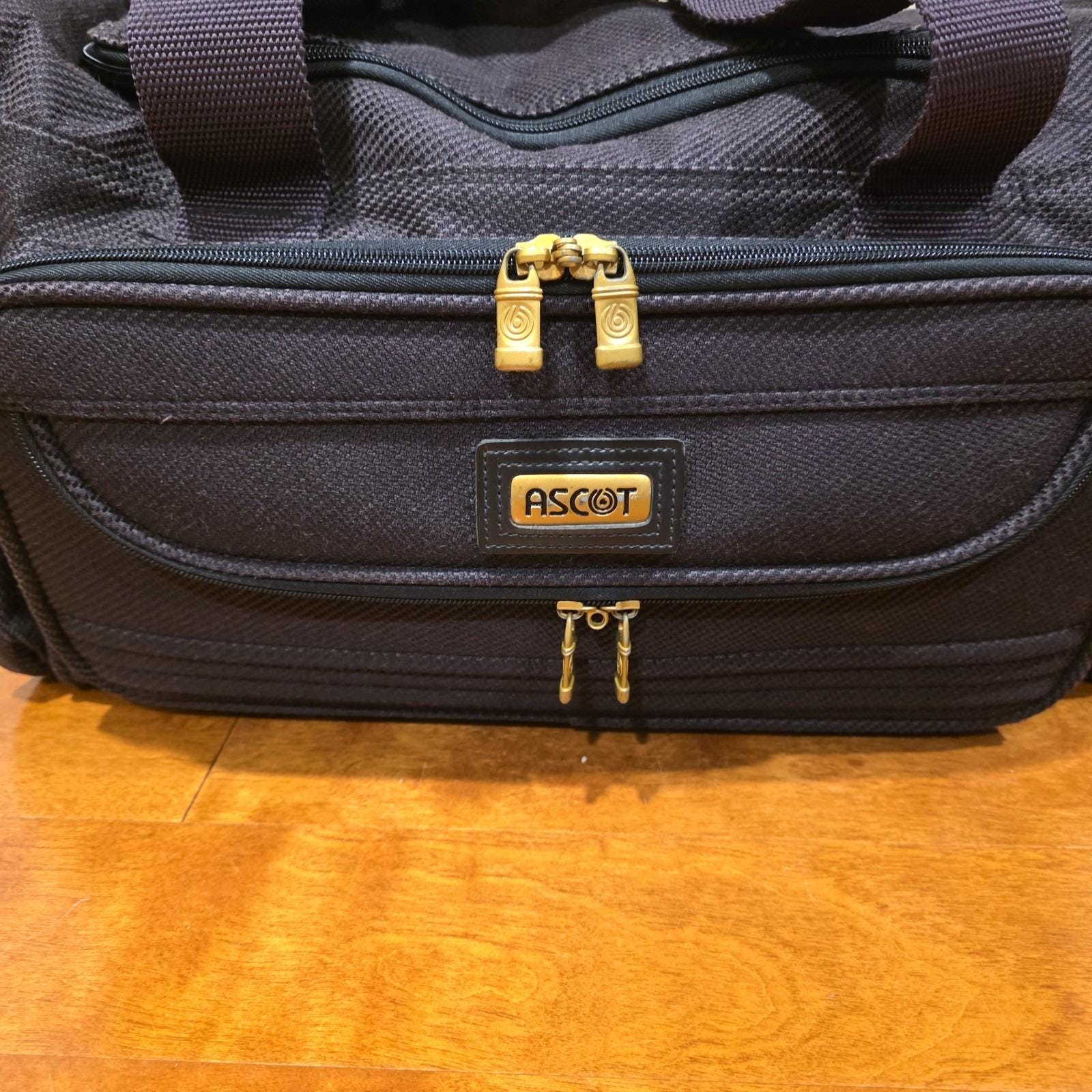 berne union bike helmet DBlocks Pro Model Brentwood 2.0 MIPS (Barn Deal) Activity:Run Luggage Tumi Roller Backpack Model:PGR 823S so it was only
