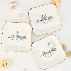 Personalized Skyline Jewelry Dish, Engagement Ring Holder, City Trinket Dish, Couple Gift For Her, 1st Anniversary Gift, Custom Wedding City