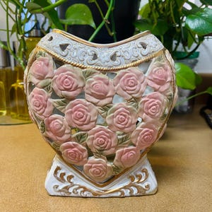 Vintage Rose Ceramic porcelain/ceramic open segment Vase