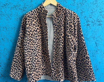 Nueva chaqueta safari de terciopelo hecha a mano: abrigo de festival con estampado animal de tigre bohemio.