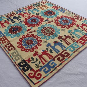 5x5 Square Uzbek Suzani Afghan Kilim Rug, Beige Handmade Embroidery Rug, Vintage Natural veg dyes Rug Oriental Pictroial Kilim Rug Kids Room