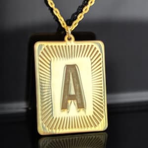 Collar con inicial personalizado y colgante minimalista de letra en oro y plata, delicado monograma de cadena de caja, joyería para dama de honor, el mejor regalo para dama de honor.