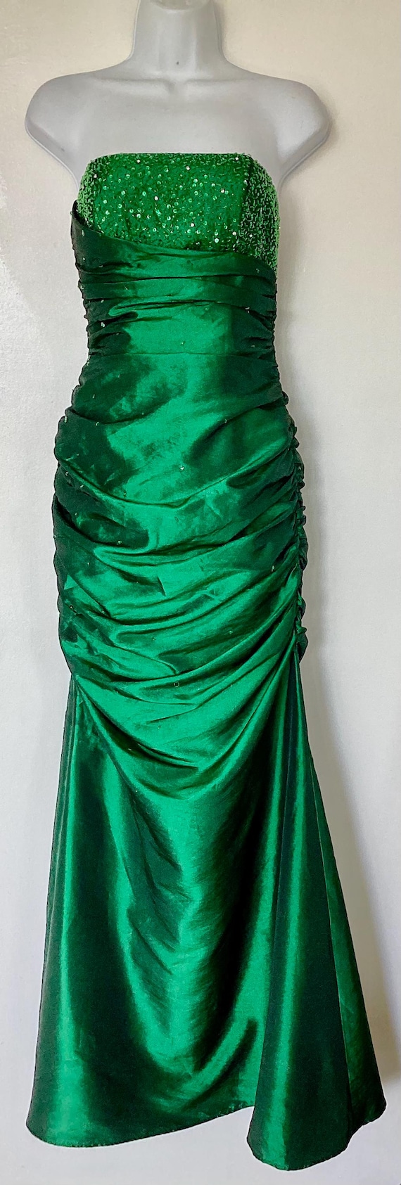sachin and babi light blue dress Emerald Sequin Tulle V-neck Long Sleeve Prom Gown