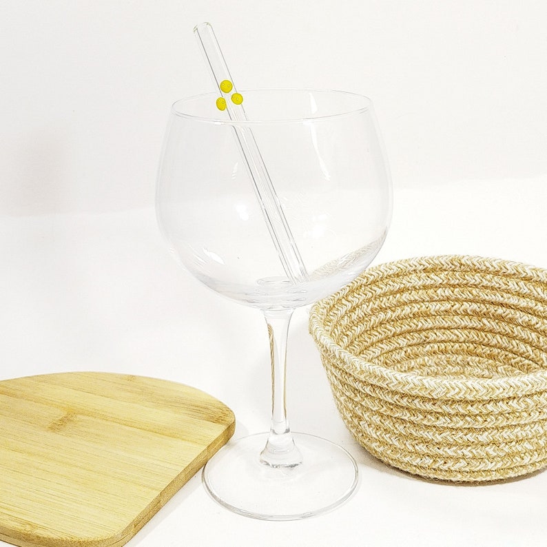 Eco Friendly Glass Straws, High Quality BPA Free, Hygienic Reusable Drinkware, Environmentally Conscious Drinking Gin 5.1 inches
