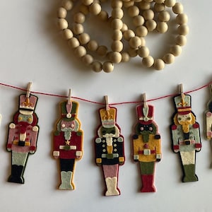 Nutcracker Christmas Banner, The Nutcracker Ballet Garland, Wooden Toy Soldier Bunting, December Holiday Decoration, Fireplace Mantel Swag