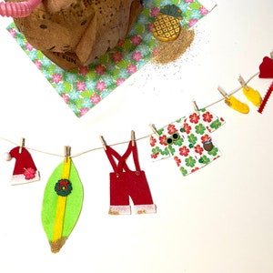 Beach Santa Miniature Felt Clothesline Banner Garland Bunting Wall Hanging and Fireplace Mantel Decoration