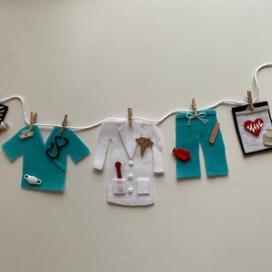 Doctor’s Laundry Clothesline, Nurse Banner, Scrubs Garland, Lab Coat Wall Hanging, Medical Decoration