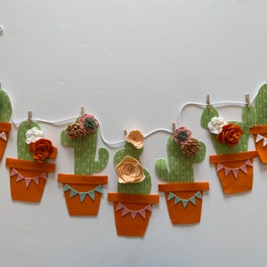 Cactus Banner with Felt Flowers, Desert Cacti Bunting, Garland, Wall Hanging, Summer Decoration