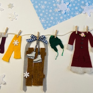 Old Fashioned Winter Miniature Felt Clothesline Garland Banner Bunting Wall Hanging Decoration