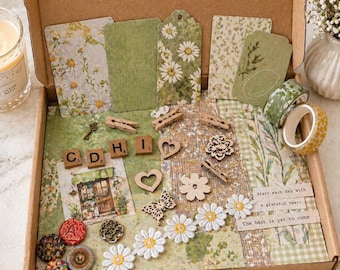 40 Piece Green Junk Journal Kit | Scrapbooking Kit & Ephemera Pack | Journal Supplies, DIY Craft Kit for Adults, Paper Craft Set
