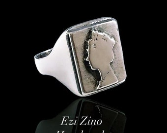 Queen of the United Kingdom of Great Britain and Northern Ireland Elizabeth II portrait ring by Ezi Zino