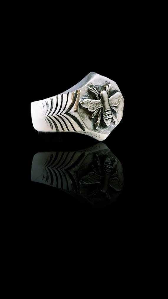 Queen Bee Western honey bee Ring Solid Sterling Silver 925 By Ezi Zino