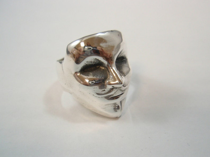 Guy Fawkes Occupy Anonymous Mask Ring Sterling Silver Original Ezi Zino ...