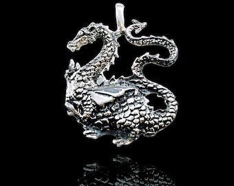 Große Sterling Silber detaillierte Drachenkönig Flügel keltische Drachen Anhänger Halskette