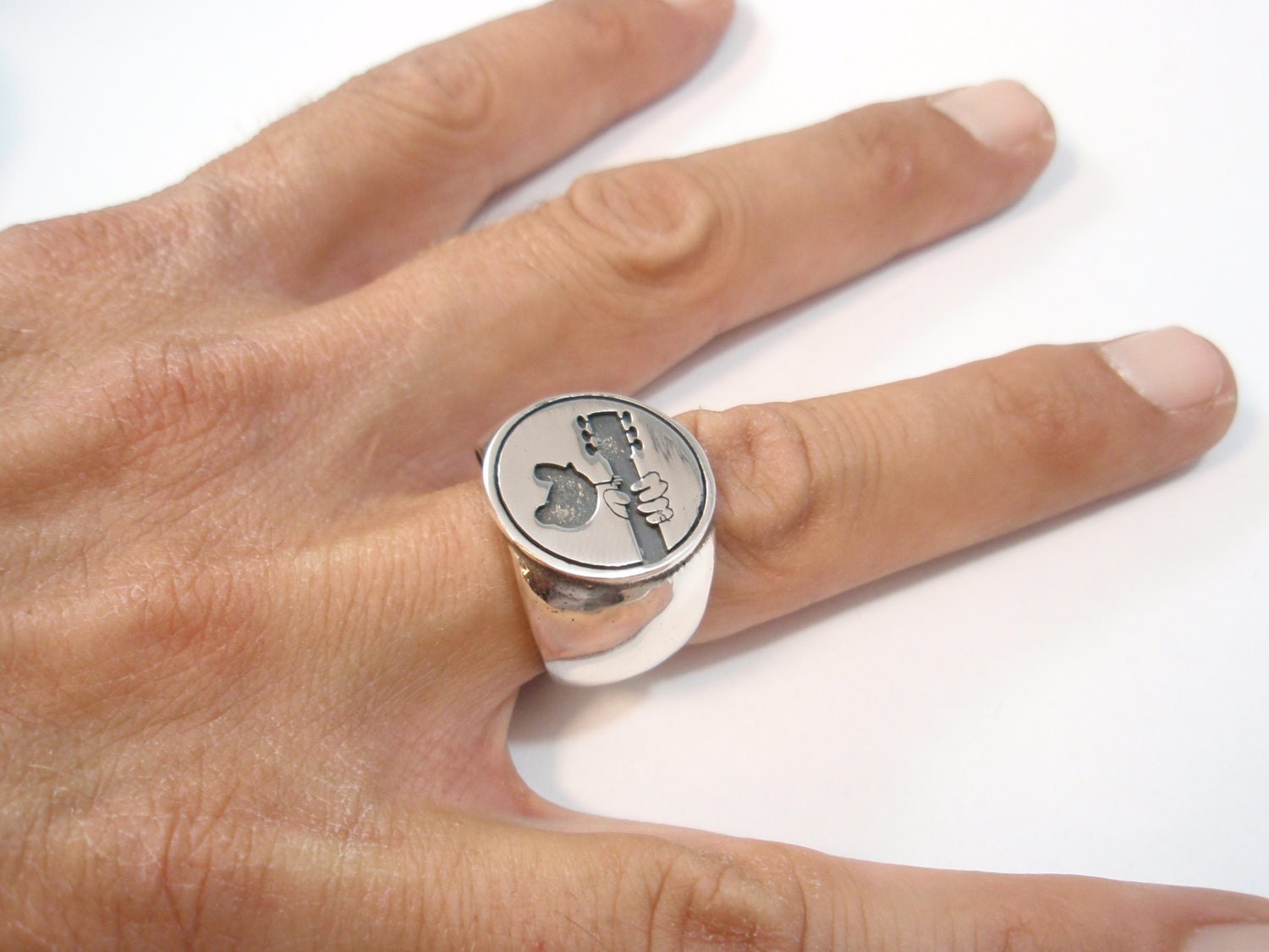 Woodstock Music Hippie 69 Festival Symbol Ring Sterling Silver 925