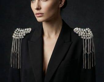 Spiked shoulder epaulette, Military shoulder epaulet silver, Removable shoulder pads,Chain epaulette,Embellished shoulder pad,Shoulder patch