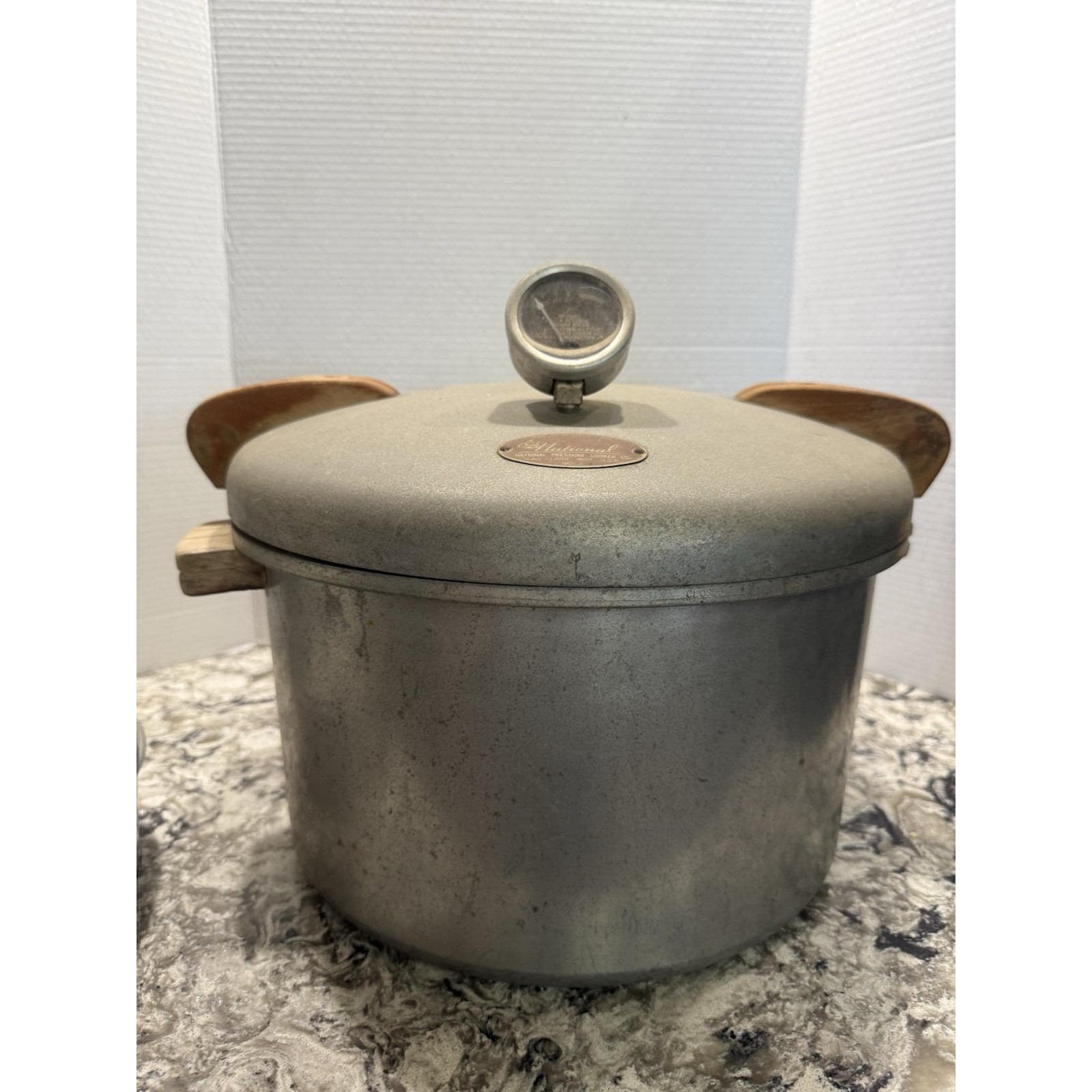 National Pressure Cooker No Gasket NATIONAL 16 PRESSURE COOKER